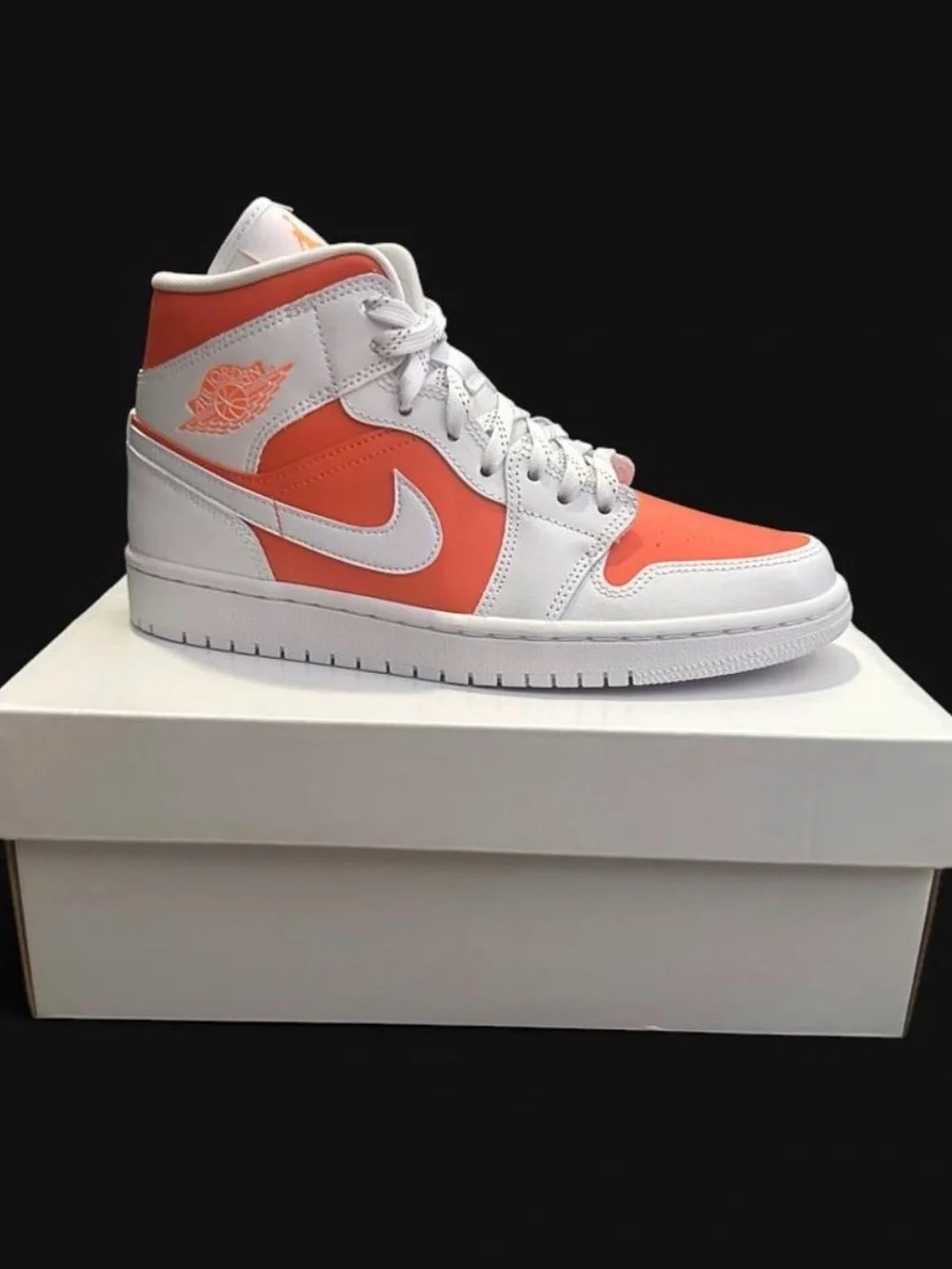 WOMENS AIR JORDAN 1 RETRO MID SE BRIGHT CITRUS SIZE 8W (MENS 6.5) NWT DEADSTOCK